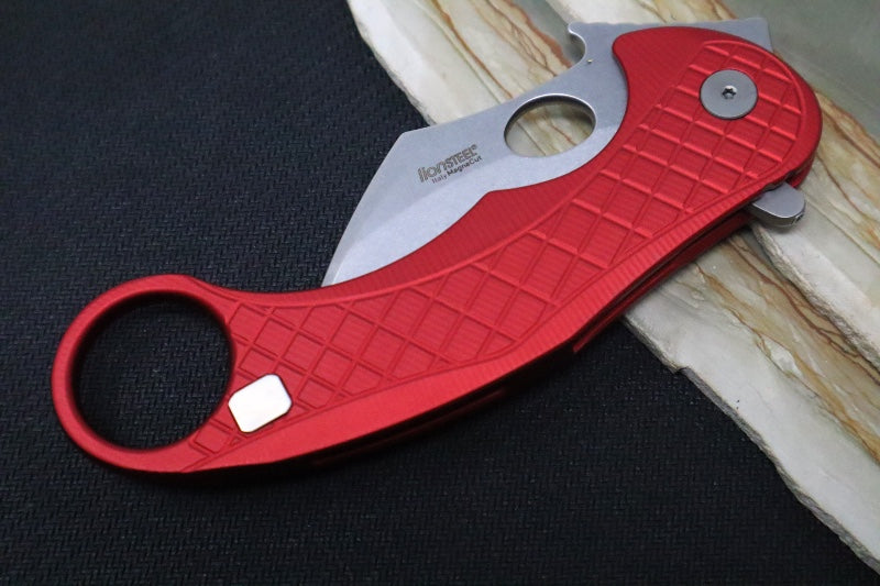 Lionsteel L.E. One - Karambit Blade / CPM-Magnacut Steel / Stonewashed Finish / Red Anodized Aluminum Handle LE1-A-RS