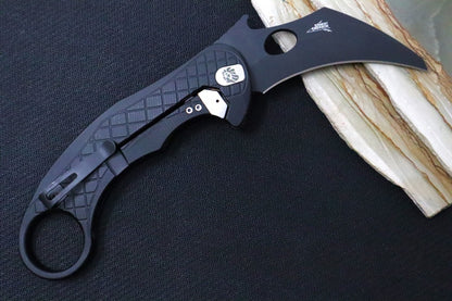 Lionsteel L.E. One - Karambit Blade / CPM-Magnacut Steel / Chemical Black Finish / Black Anodized Aluminum Handle LE1-A-BB