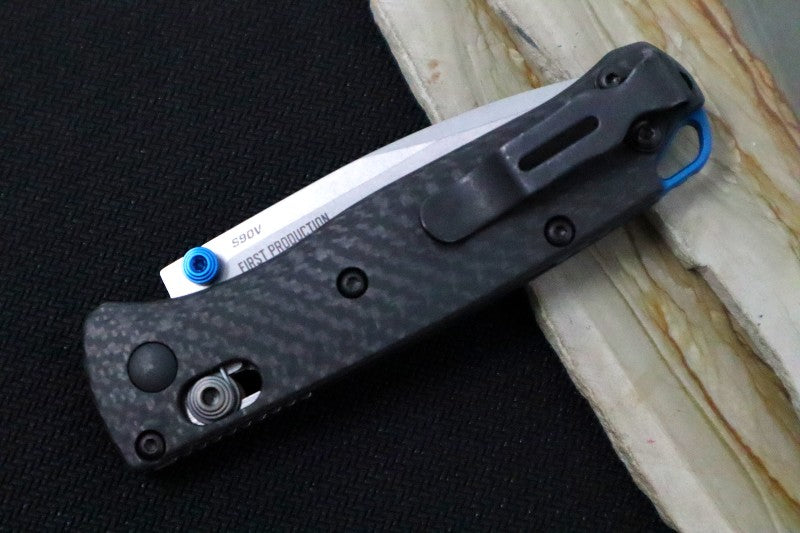 Benchmade 533-3 Mini Bugout - Carbon Fiber Handle / CPM-S90V Steel / Satin Drop Point Blade