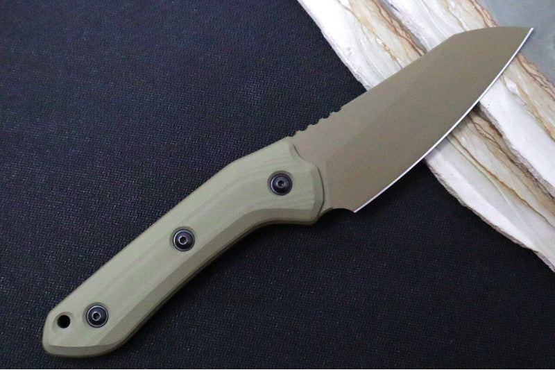 Schwarz Designs Overland - OD Green G-10 Handle / Magnacut Blade / Coyote Tan Cerakote Finish / Black Kydex Sheath