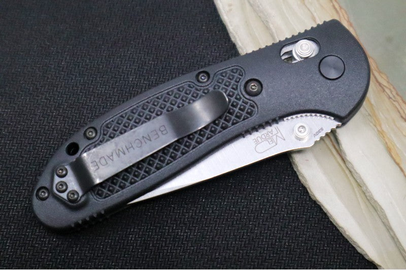 Benchmade 551-S30V Griptilian - Satin Blade / Black Handle - Northwest Knives