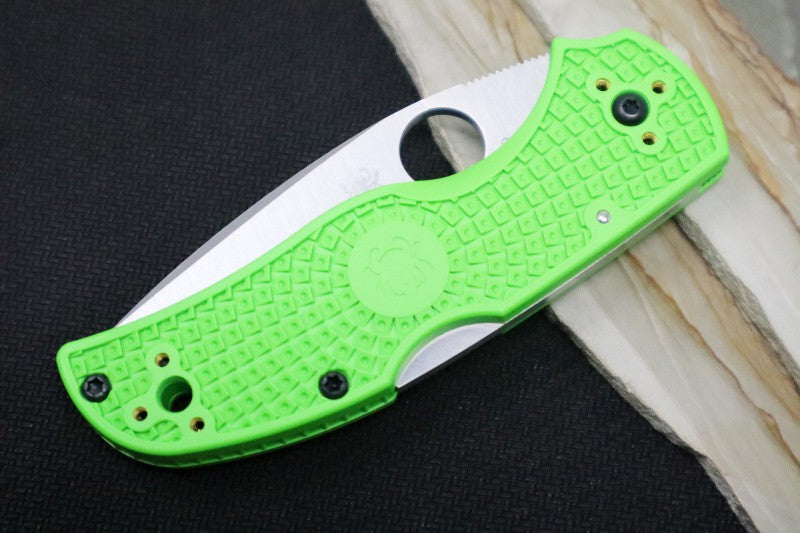 Spyderco Native 5 - Green FRN Handle / LC200N Steel / Leaf Shaped Blade C41PGR5