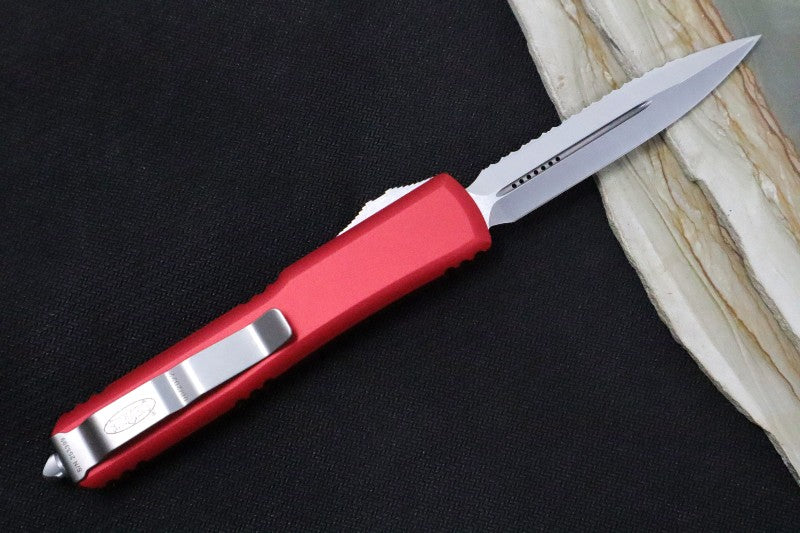 Microtech Ultratech OTF - Satin Finish / Dagger Blade with Full Serrate / Red Handle 122-6RD