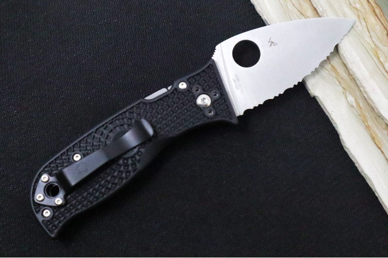 Spyderco Temperance Lightweight - Black FRN Handle / Full Serrated Leaf Shaped Blade / VG-10 Steel