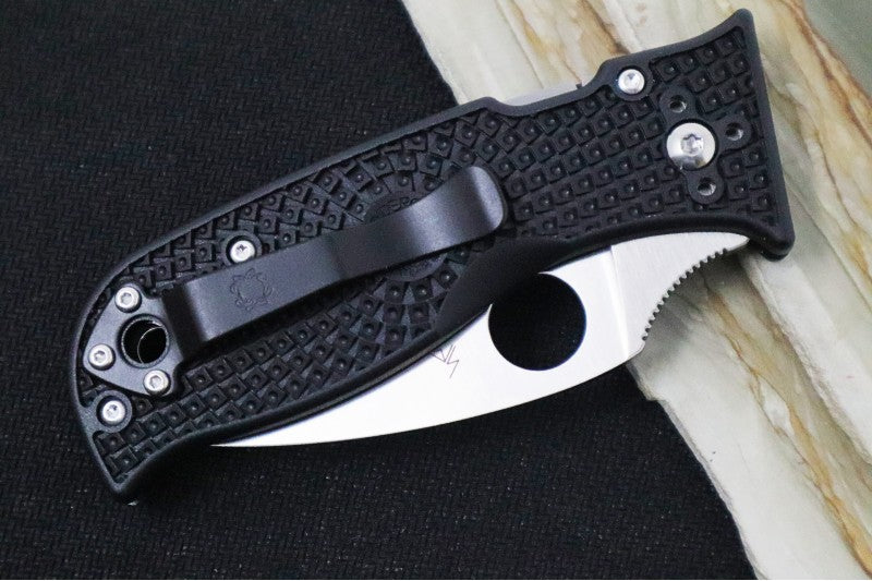 Spyderco Temperance Lightweight - Black FRN Handle / Full Serrated Leaf Shaped Blade / VG-10 Steel