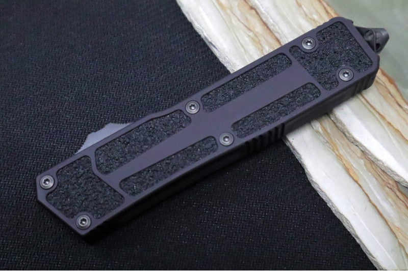 Microtech Scarab II OTF Signature Series - Shadow DLC Finished Blade / Dagger Style with a Full Serrate / Aluminum Black Handle / DLC Hardware 280-3DLCTSH