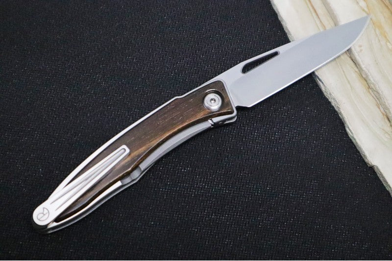 Chris Reeve Knives Mnandi Gentleman's Knife - Macassar Wood Inlay (A2)