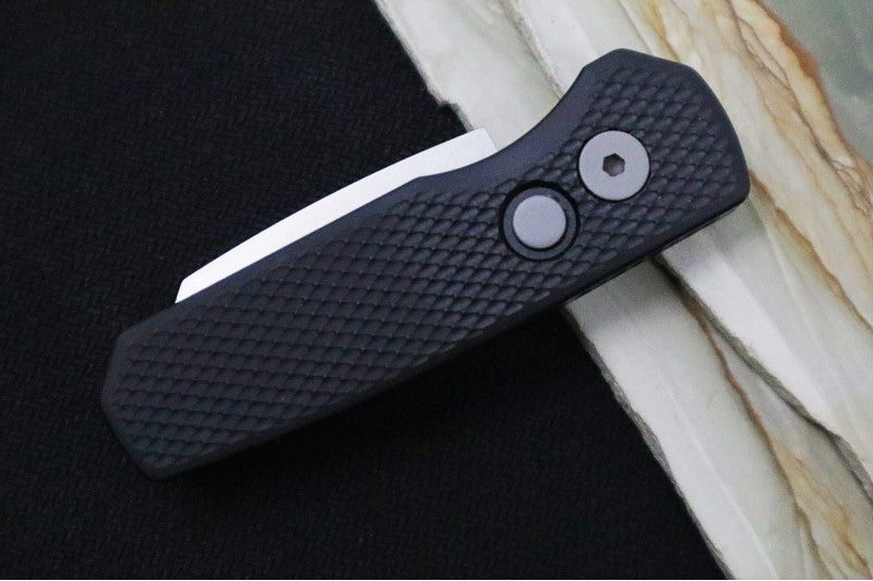 Pro Tech Runt Auto - Black Textured Aluminum Handle / Stonewashed Reverse Tanto Blade / Magnacut Steel R5405