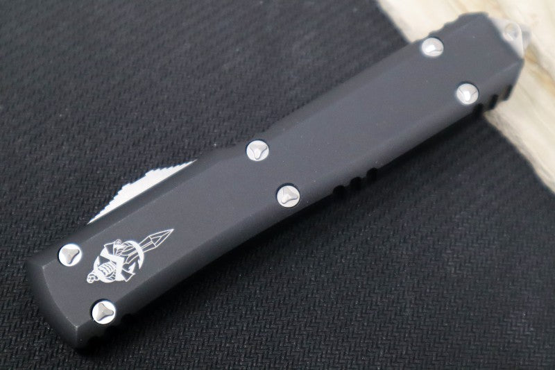 Microtech Ultratech OTF - Signature Series / Stonewashed Hellhound Razor Blade / Black Aluminum Handle 119R-10S