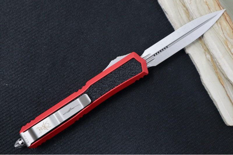 Red Anodized Aluminum With Black Grip-Tape Inlays | Microtech Makora Knife |  Stonewashed Blade | Northwest Knives