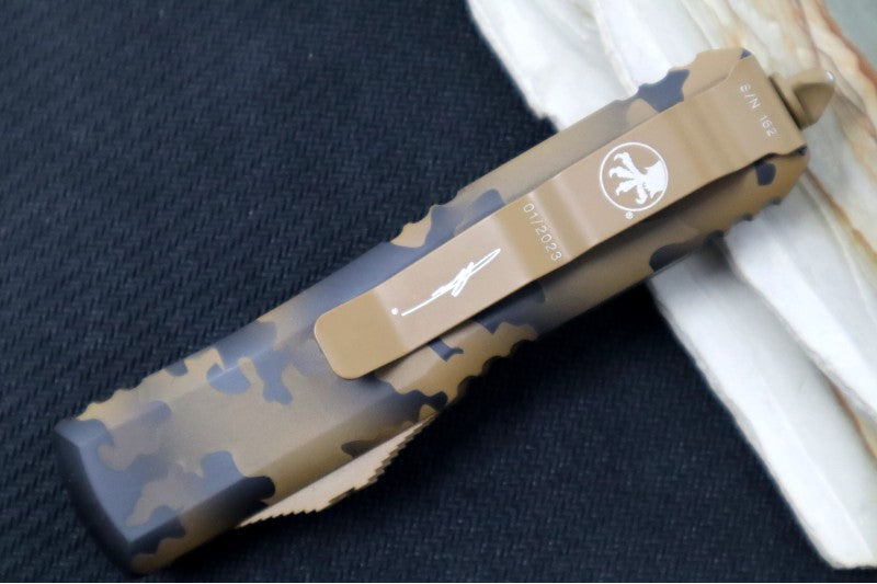 Microtech UTX-85 OTF Signature Series - Dagger Blade / Coyote Camo Finish / Coyote Camo Coated Aluminum Handle 232-1CCS