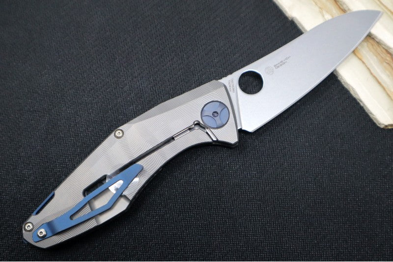 Spyderco Drunken - Carbon Fiber & Aluminum Handle / CPM-S90V steel / Sheepsfoot Blade C235CFTIP