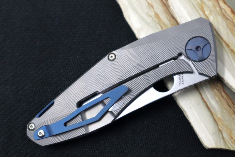 Spyderco Drunken - Carbon Fiber & Aluminum Handle / CPM-S90V steel / Sheepsfoot Blade C235CFTIP