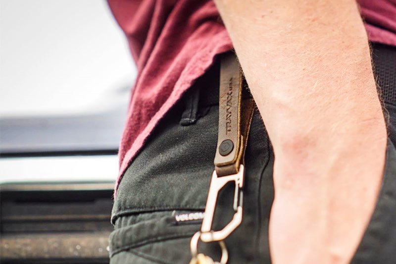 Trayvax Keychain | Steel Carabiner | Northwest Knives